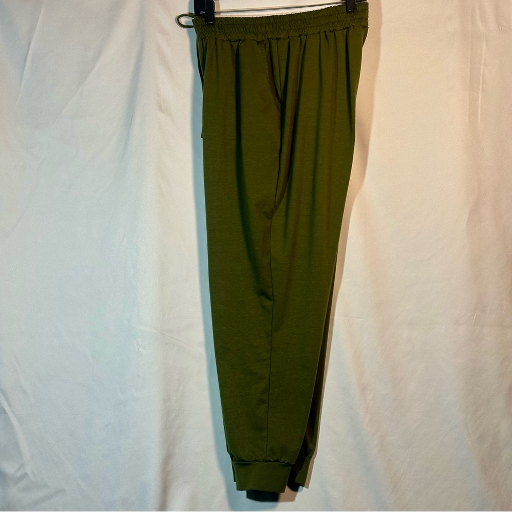 Women’s XXL Olive Green Polyester 2-Piece Spandex Jogger Set - Picture 6 of 7